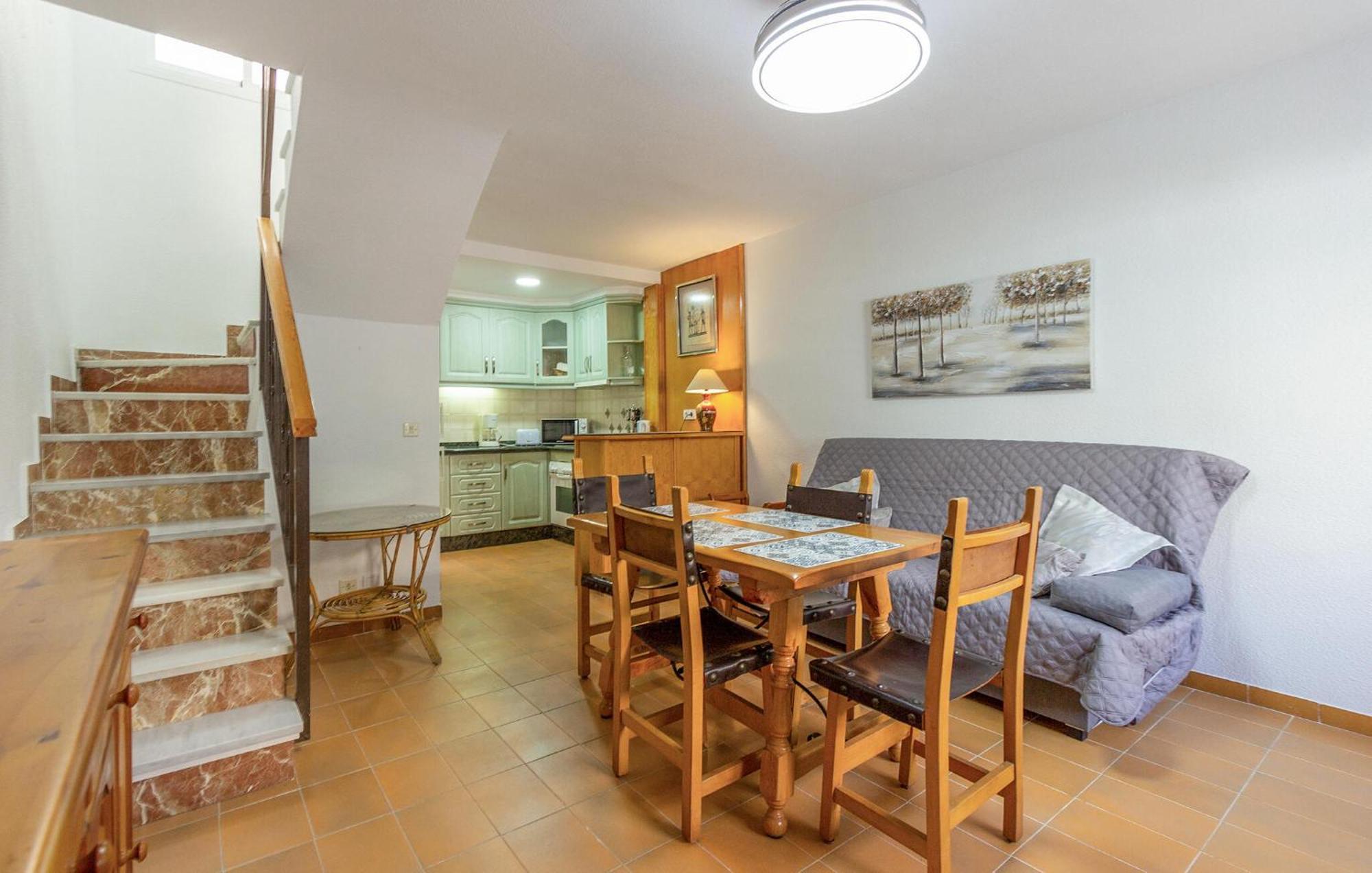 2 Bedroom Awesome Home In Santa Pola Buitenkant foto